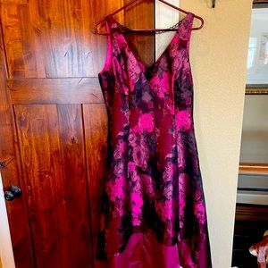 White House Black Market size 6 dress